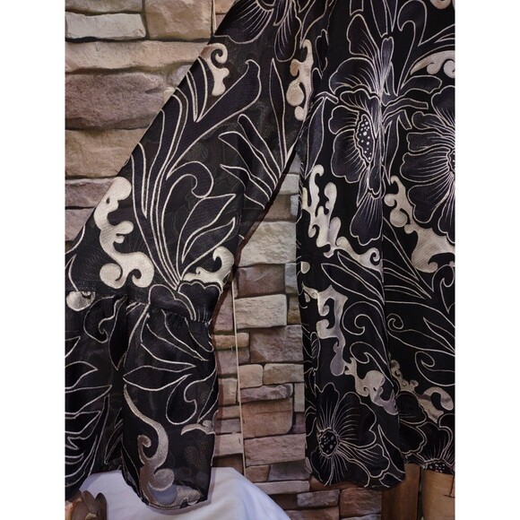 5/$25 NWT Sz Small JM Collection Black/Beige Design Women's Tunic Top Blouse - Picture 2 of 7